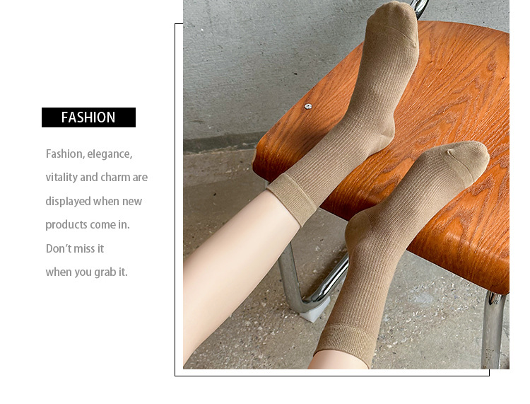 Meias Cano Médio Riscas para Mulher