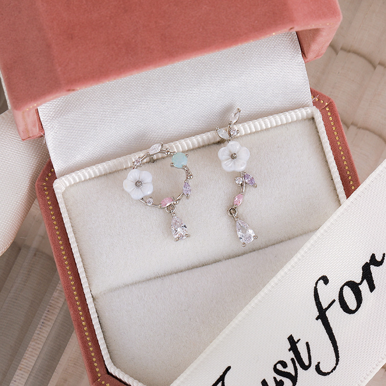 지르코니아 플라워 이어 스터드