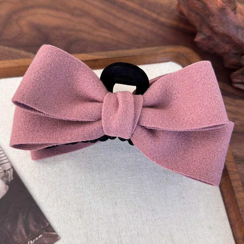 Agrafă de Păr cu Fundiță de Catifea