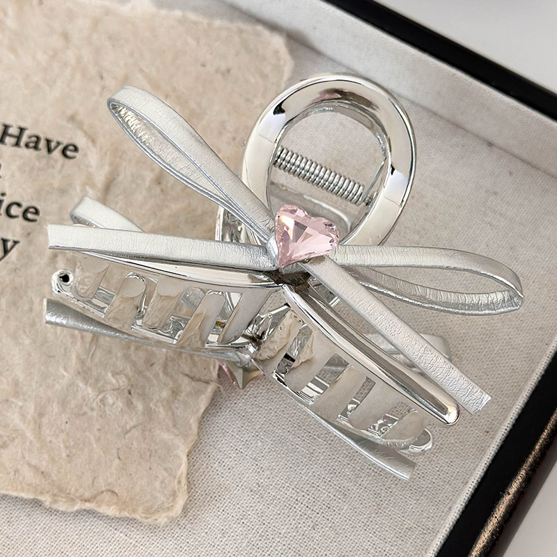 Pente de Cabelo com Laço Prateado