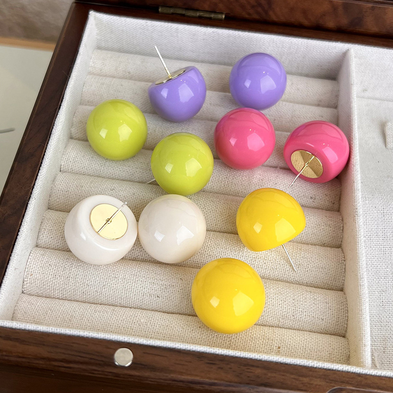 원형 레진 스터드 이어링