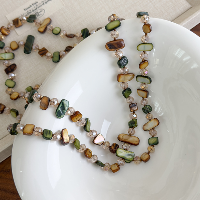 Богемне Зелене Намисто з Ракушкою