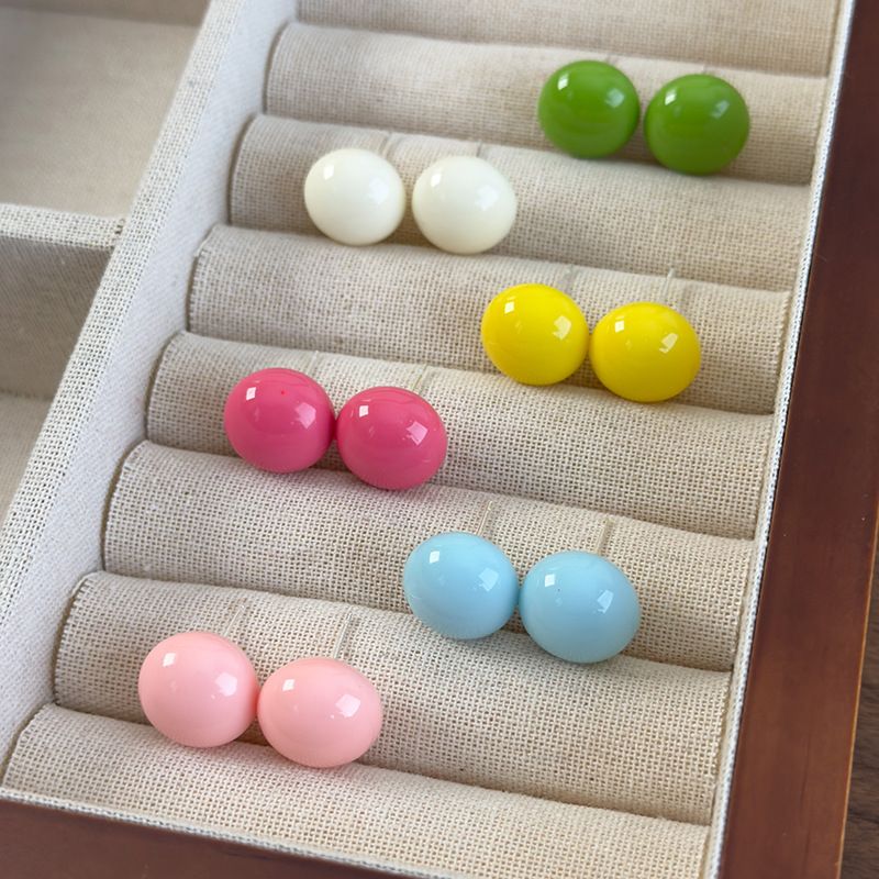 레진 오벌 볼 귀걸이