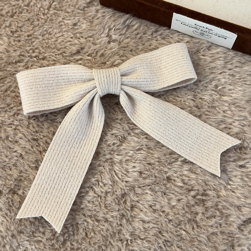 Knit Bow Hair Clip