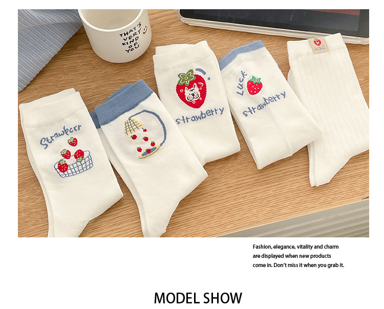 Meias com Estampa de Morango