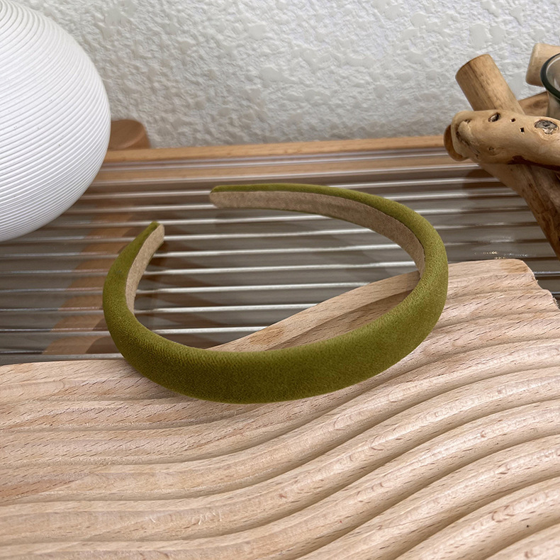 Diadema Fina de Terciopelo Vintage