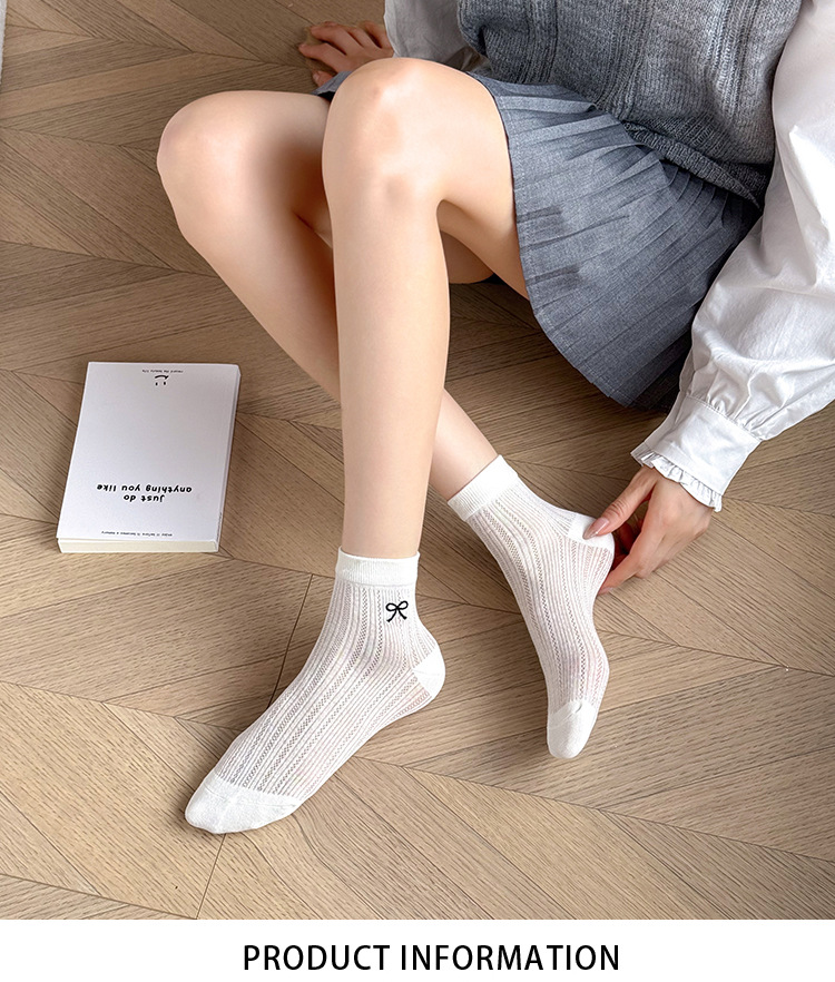 جوارب نسائية صيفية قصيرة بتطريز ربطة