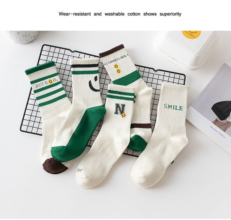 ถุงเท้าผู้หญิง Mid-Calf