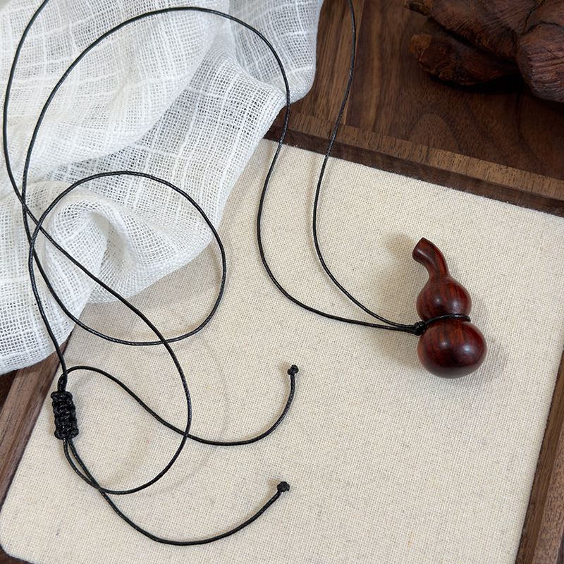 Leren Koord Ketting met Houten Kalebas