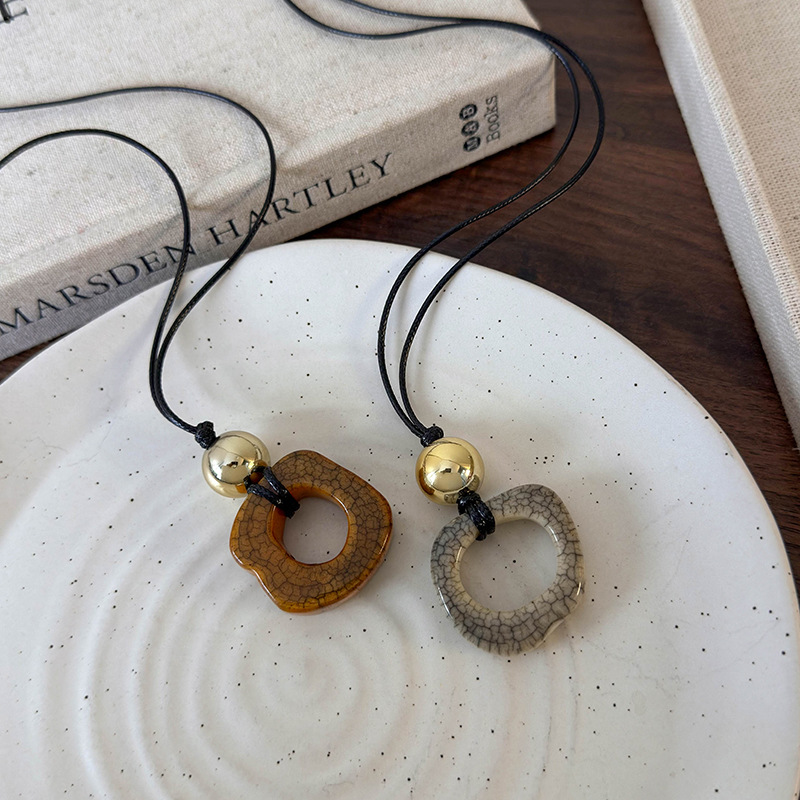 สร้อยคอเครื่องประดับกระดูกอูฐเรขาคณิต