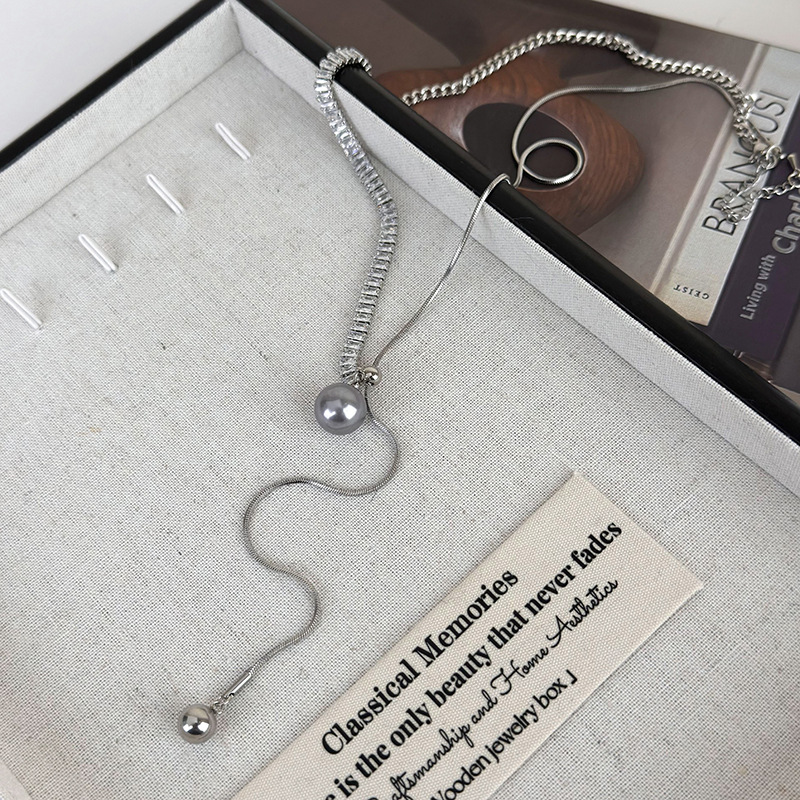 Náhrdelník s Perlami a Krystaly