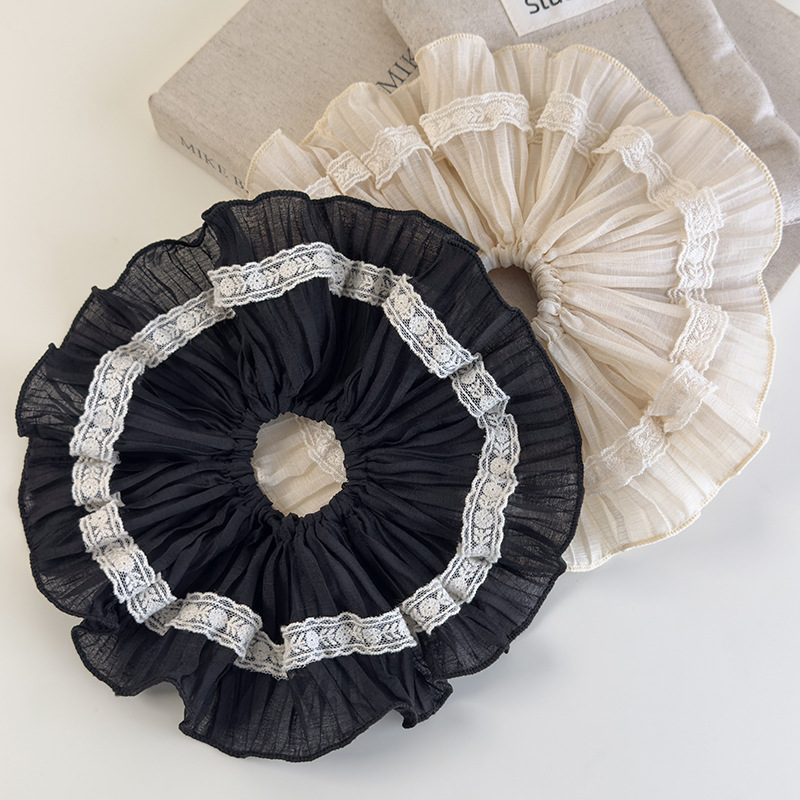 Hair Scrunchie με Δαντέλα Ruffle