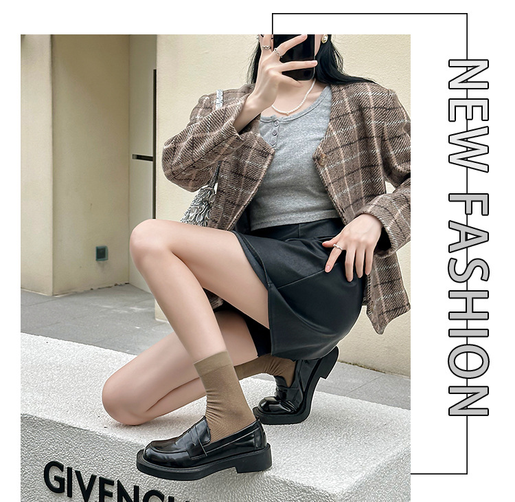 Meias Cano Médio Riscas para Mulher