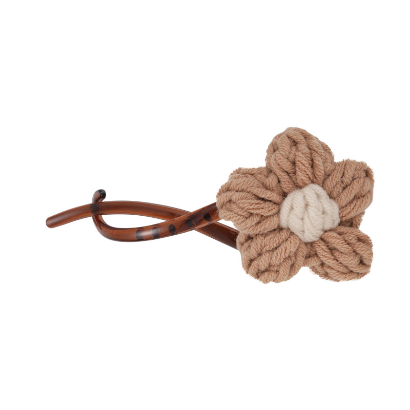 Spinka do Włosów z Włóczkowym Kwiatem