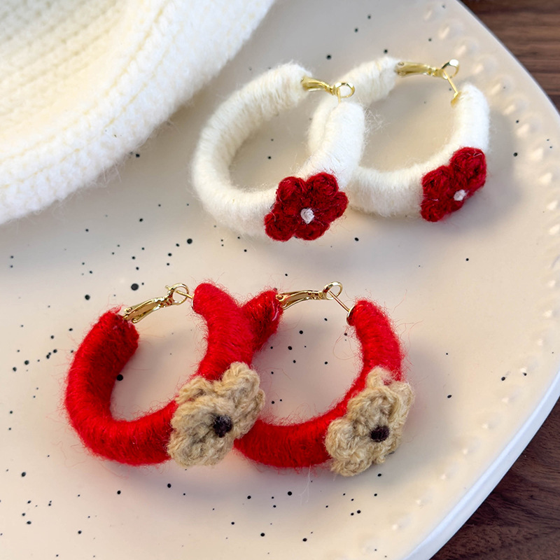 Stickade Blommor Örhängen