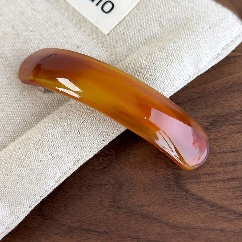 Arc-Shaped Acetate Spring Hair Clip