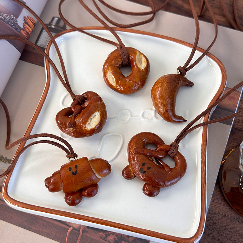 Řetízek Inspirovaný Pečivem