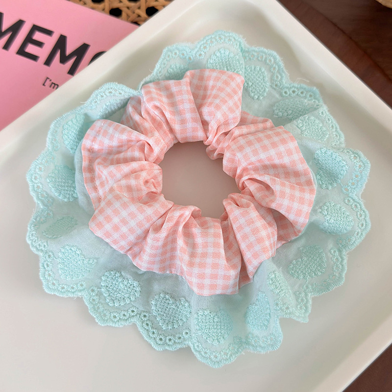 하트 레이스 체크 스크런치