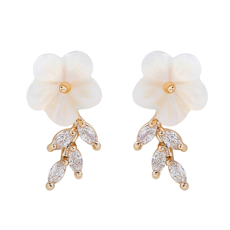 플로럴 이어 스터드