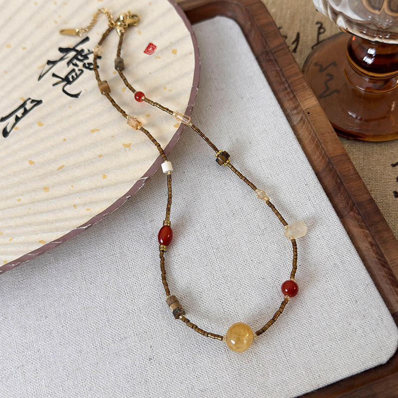 Náhrdelník s Korálky z Přírodního Kamene