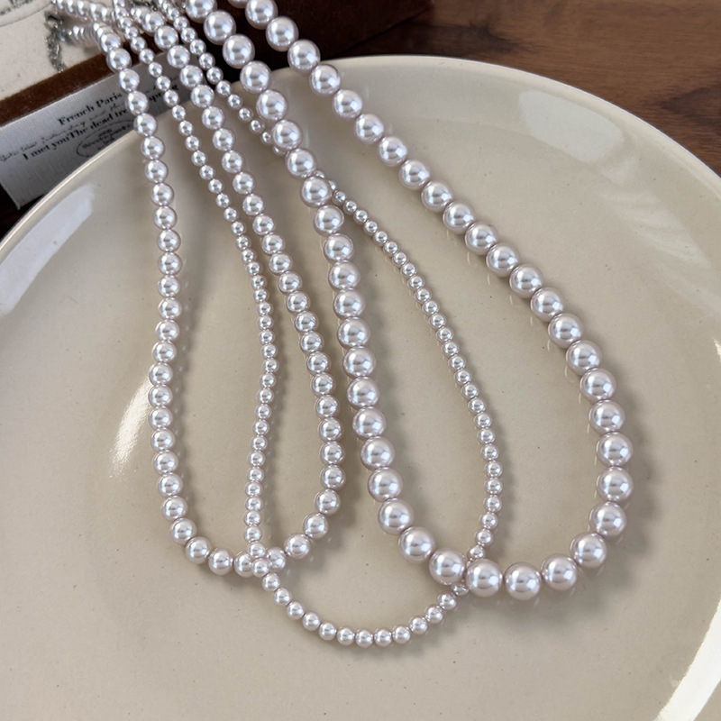 Colar de Pérolas de Vidro Rosa Branco