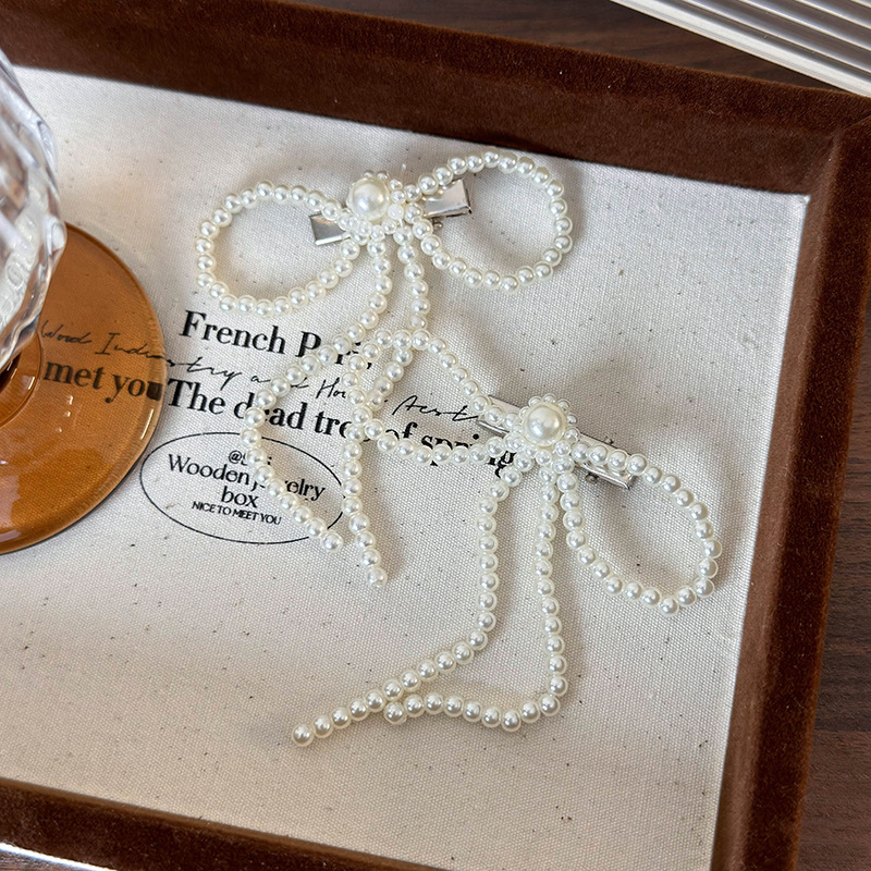 Pince à Cheveux Nœud Perlé