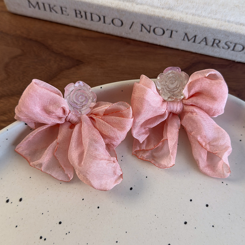 أقراط شيفون ربطة ووردة