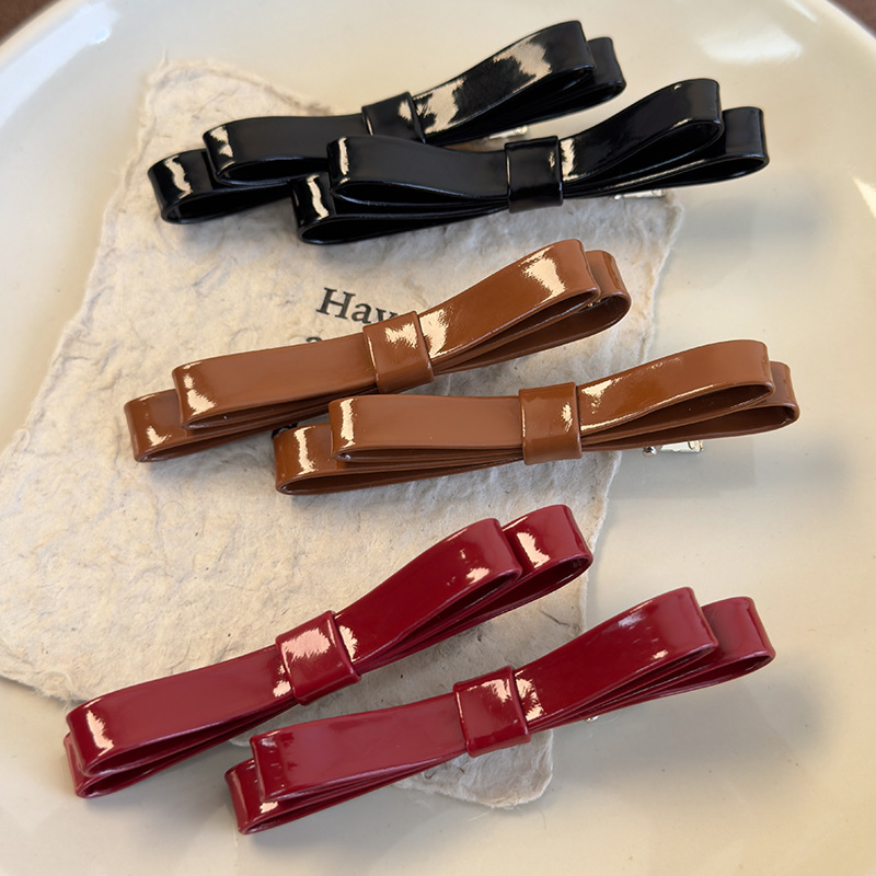 Agrafă de Păr Cu Piele Cu Fundiță Cioc de Rață