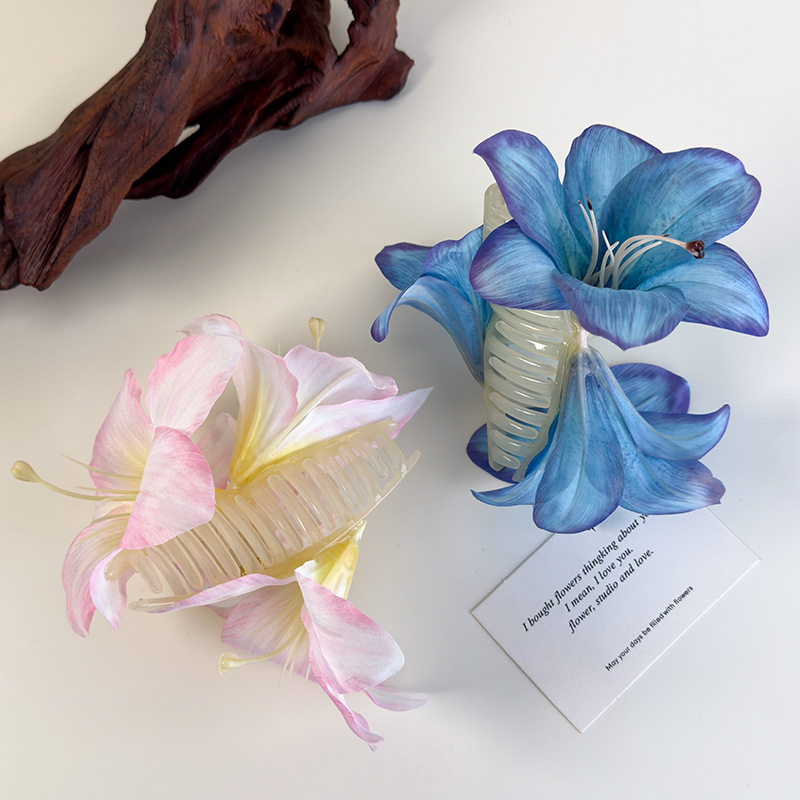 Lily Flower Hair Clip