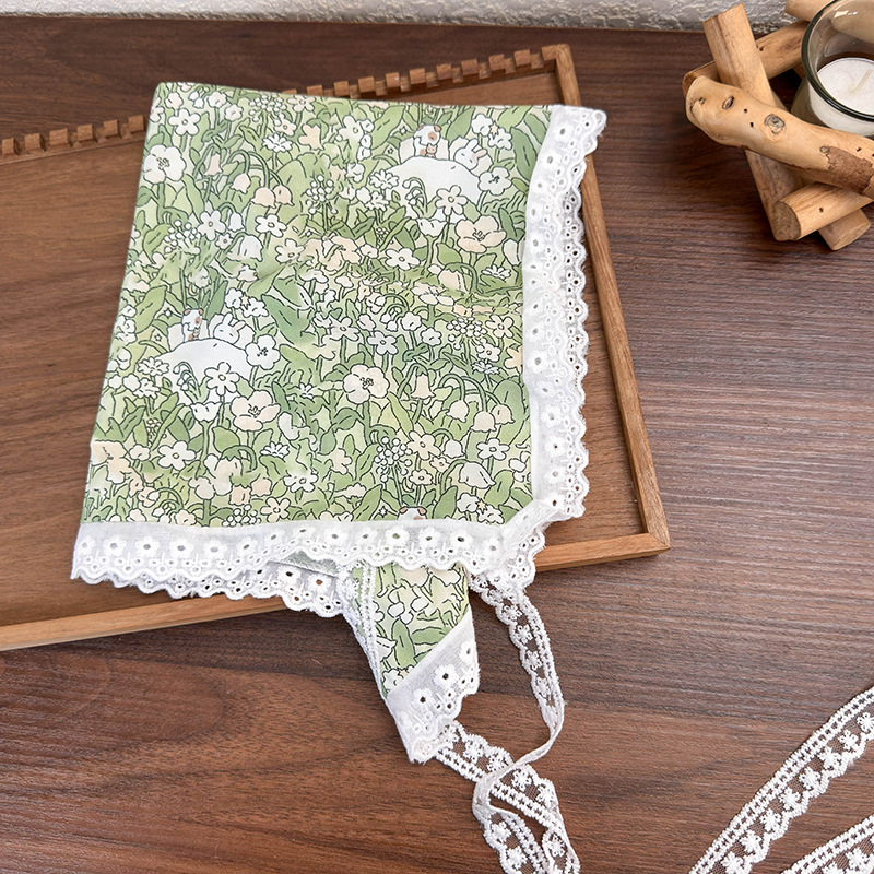 Eșarfă Triunghiulară