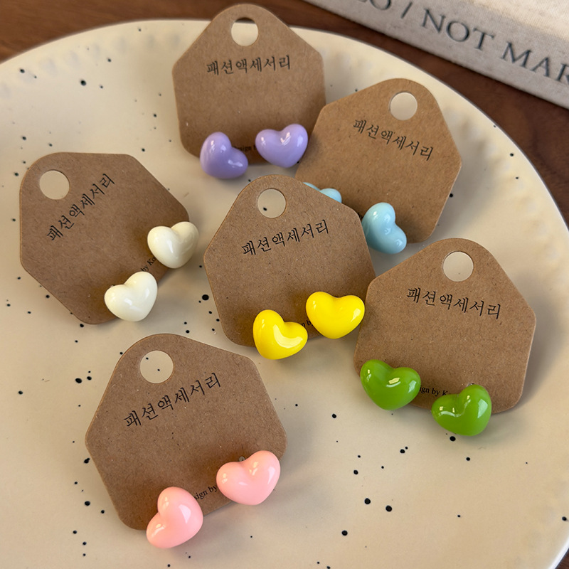 하트 모양 귀걸이