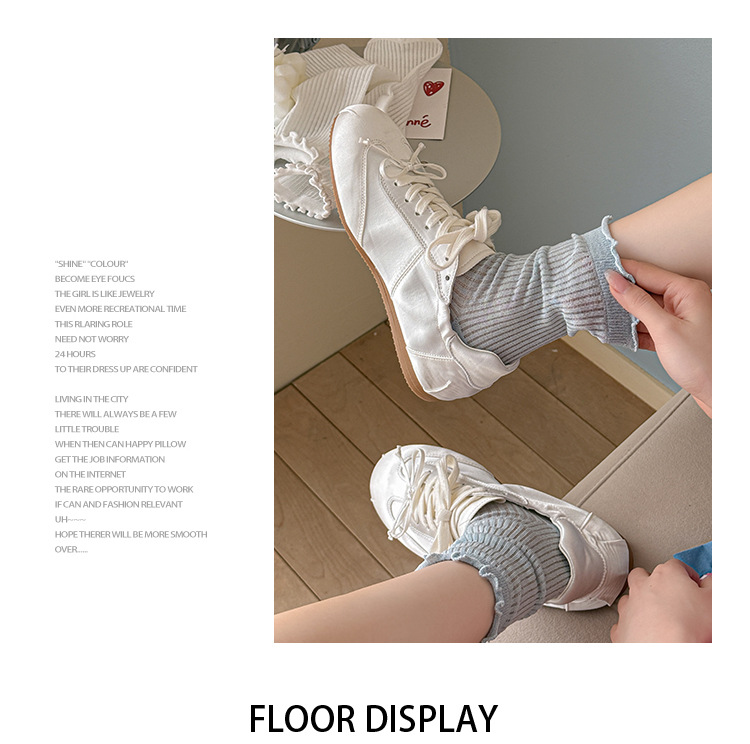 Meias Slouch com Babados