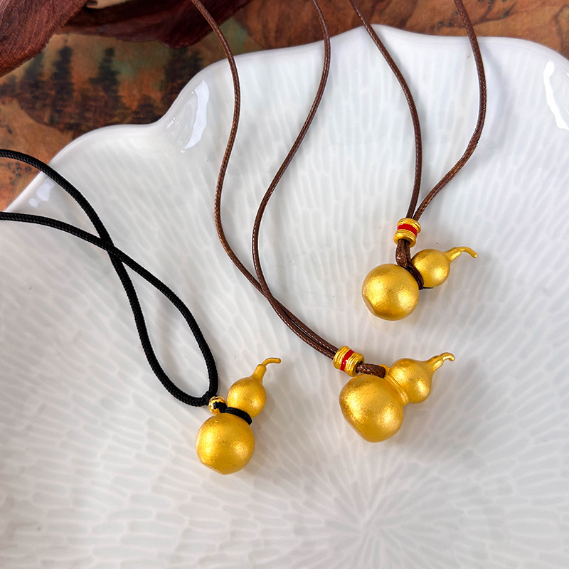 ひょうたんペンダントネックレス