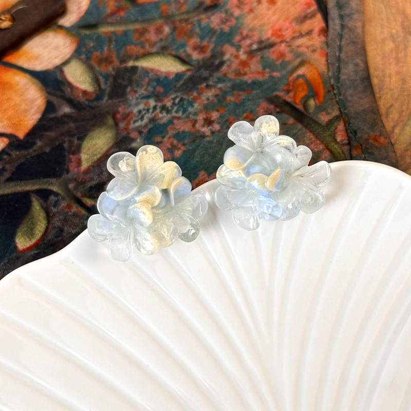 아크릴 옴브레 플로럴 스터드 귀걸이