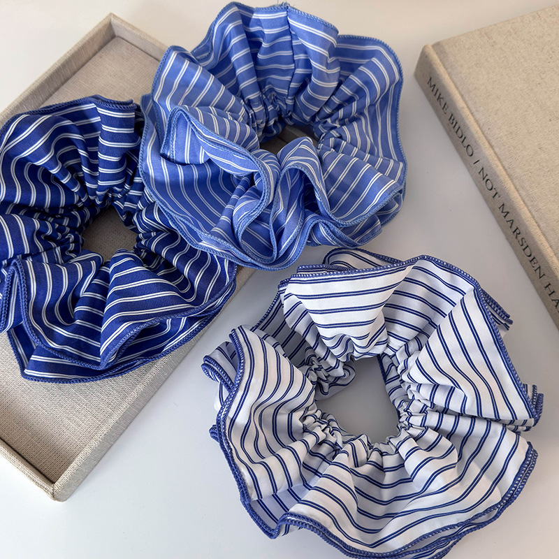 오버사이즈 스트라이프 스크런치