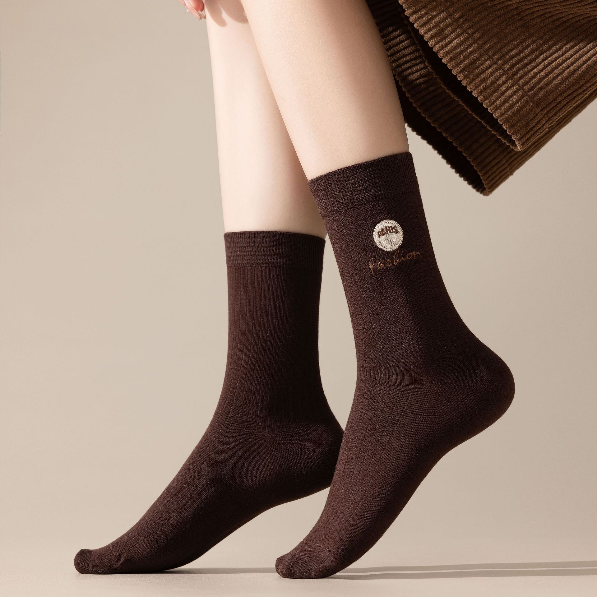 Meias Mid-Calf Bordadas Paris