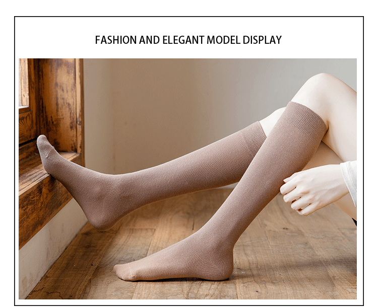 Meias Femininas de Cano Médio e Cano Alto