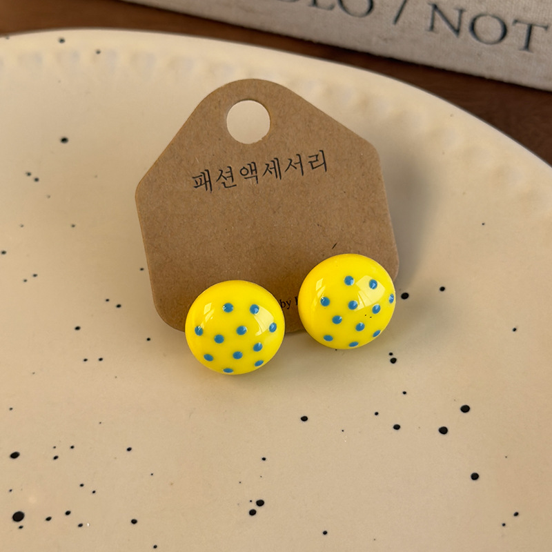 버섯 스터드 귀걸이