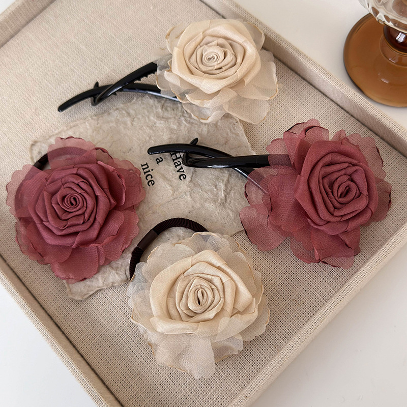 Grampos e Elásticos para Cabelo Flores de Rosa