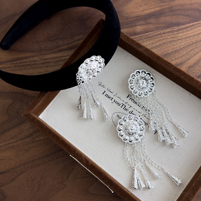 Εθνοτική Κλιπς Μαλλιών με Φούντες