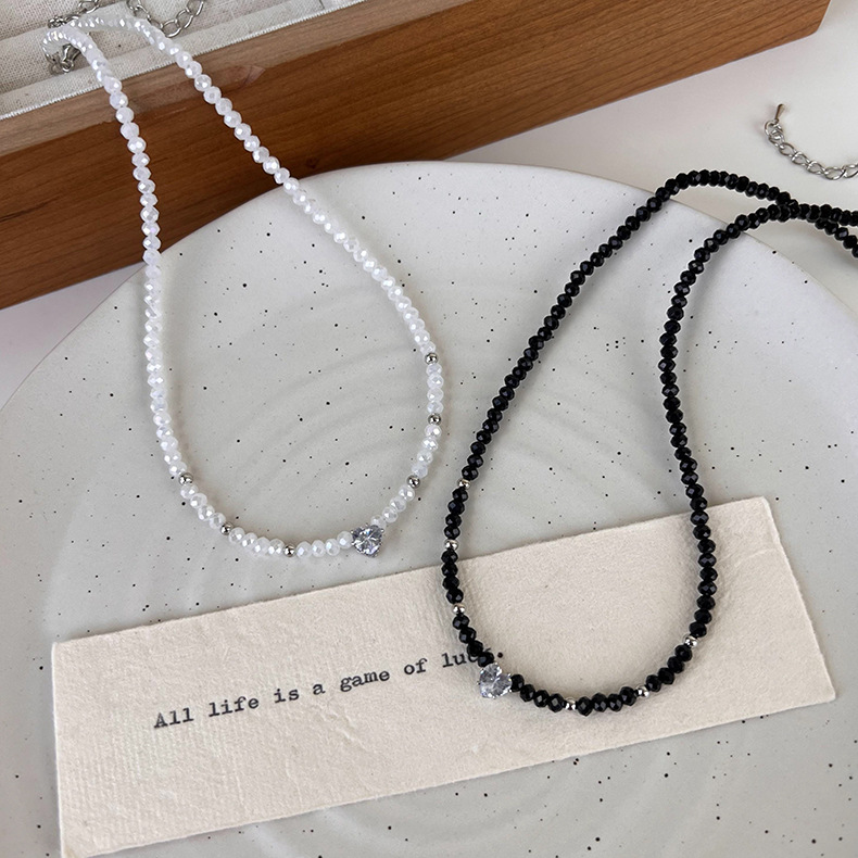 Геометричне Намисто з Серцем