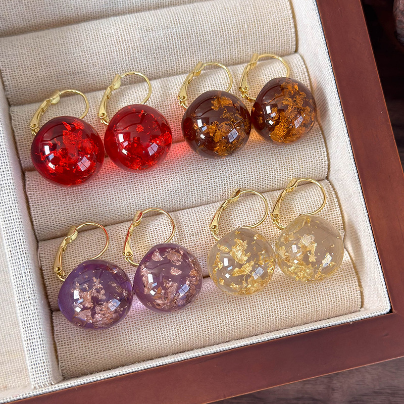 레진 골드 포일 라운드 볼 귀걸이