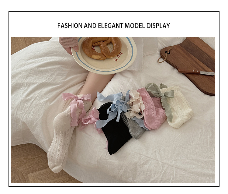 ถุงเท้ายาวครึ่งน่องผ้าฝ้ายแบบ Scrunch