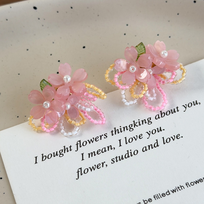 Boncuklu Çiçek Küpe