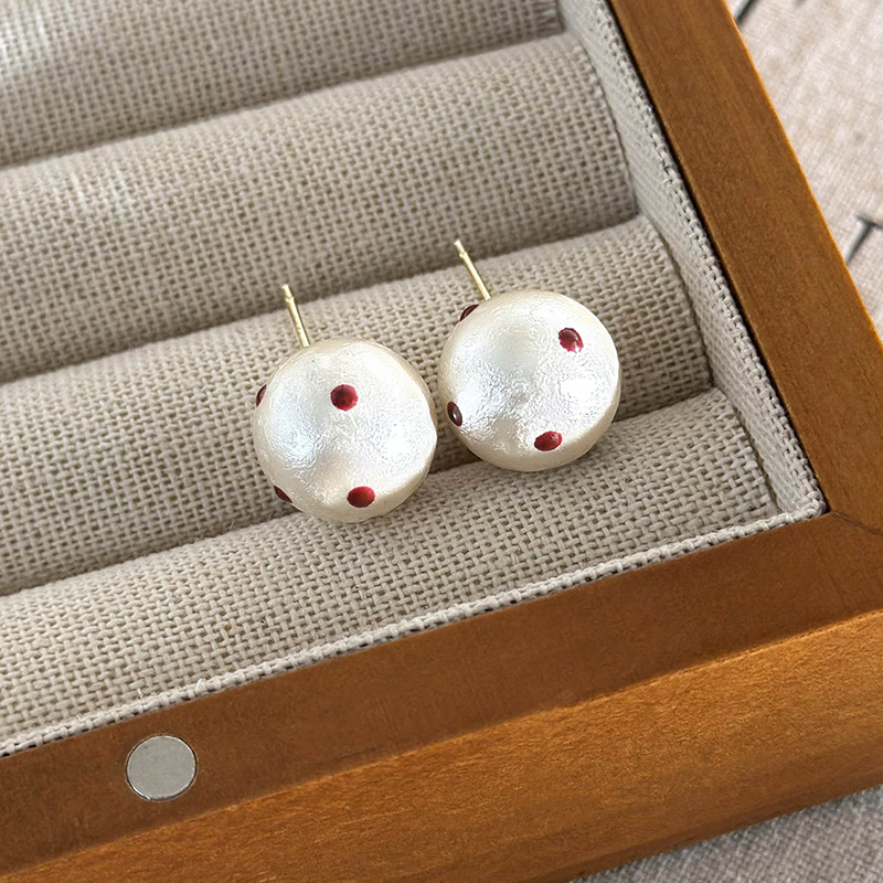 레드 폴카도트 펄 이어 스터드