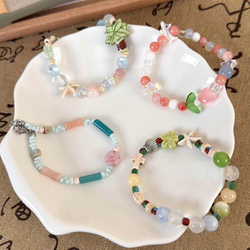 Керамічний браслет з пальмою