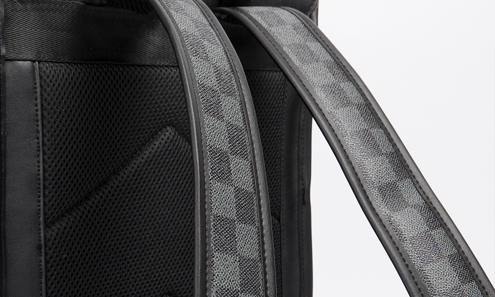 メンズチェックバックパック