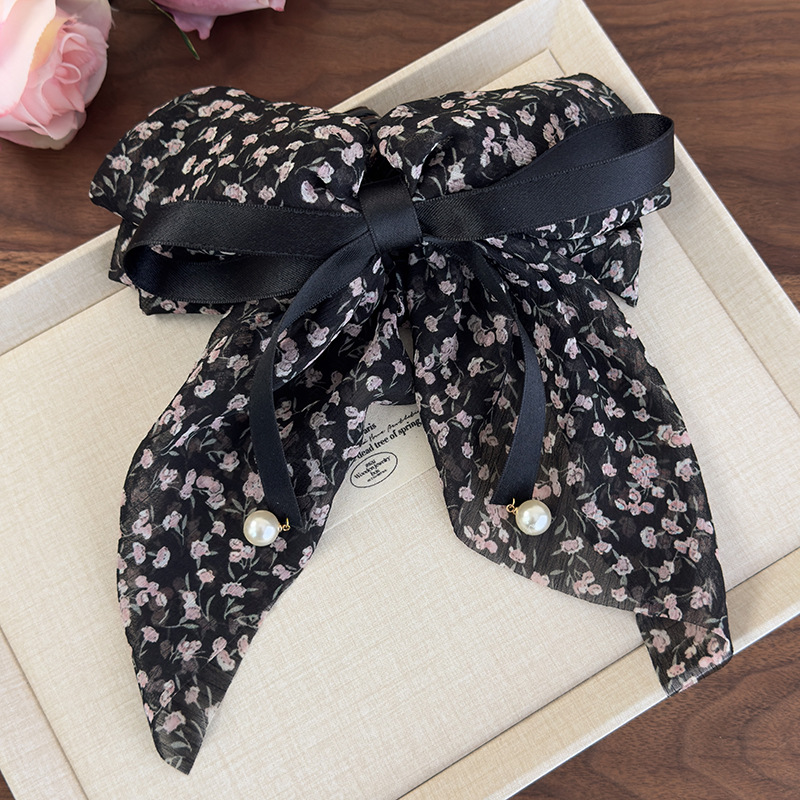 Scrunchies med rosett