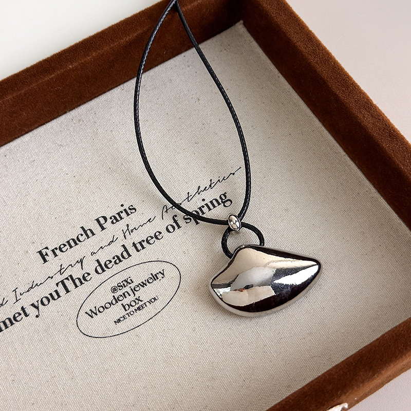 Кулон-Хмара з Емаллю