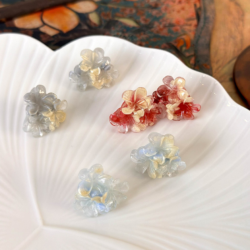 아크릴 옴브레 플로럴 스터드 귀걸이